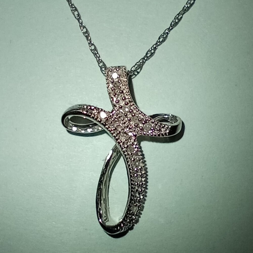 NEW 10k White Gold Diamond Cross Slide Chain Infinity Ribbon Pendant Charm 10kt